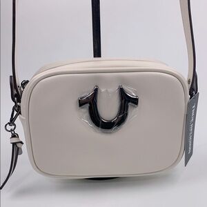 True Religion Cream Crossbody Bag Zip Close lined Slip pocket Adjustable NWT